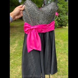 Hannah S pink bow dress - never worn